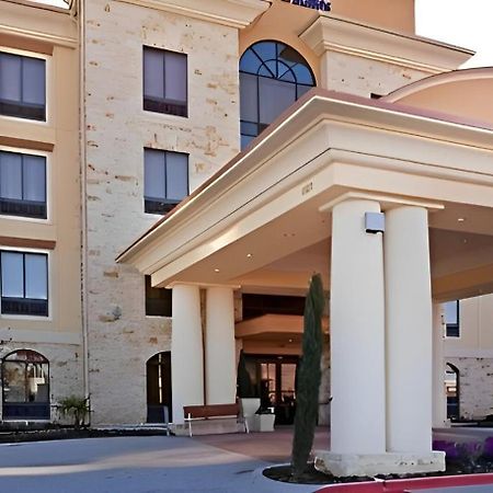 Comfort Inn & Suites Dallas Medical-Market Center Zewnętrze zdjęcie